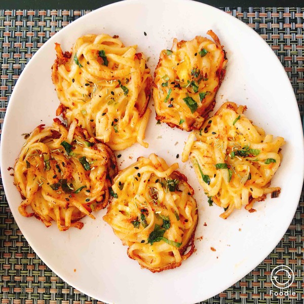 Breakfast: Pan-fried Noodle Cakes recipe