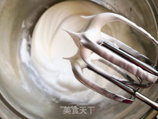 Mango Hug Cake Roll recipe