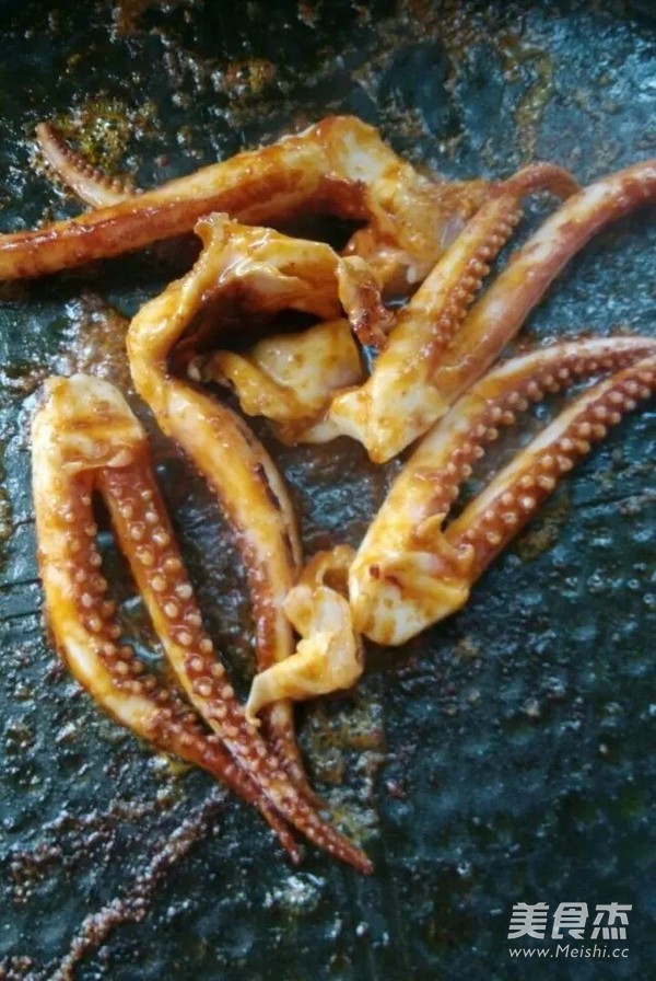 Grilled Squid on Hot Plate with Korean Spicy Sauce recipe