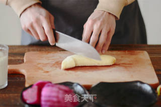 I Like The Dragon Fruit Banana Yogurt recipe