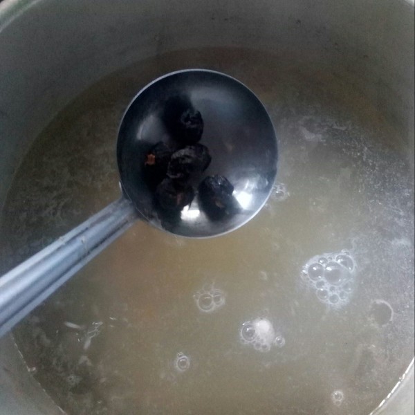 Lotus Seed Longan Tremella Congee recipe