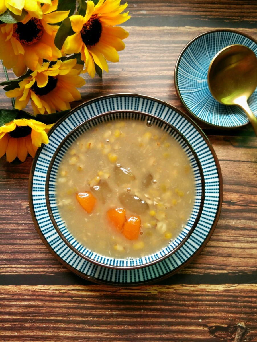 Mung Bean Congee with Taro Balls