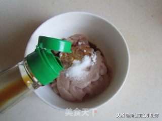 Stir-fried Pork with Spicy Beancurd and Lotus Root recipe