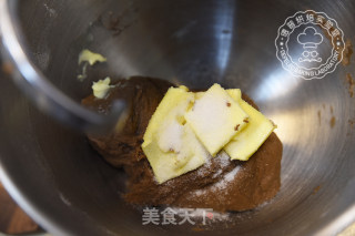 Black Pineapple Bread that Looks You Very White recipe