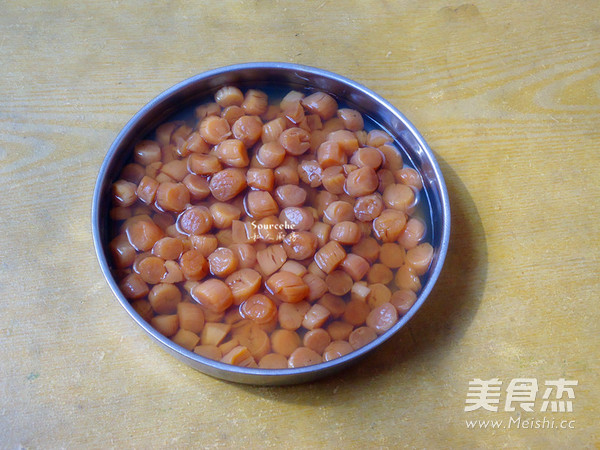 Dried Scallop Soup with Baby Cabbage recipe