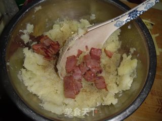 Bacon and Cheese Baked Mashed Potatoes recipe