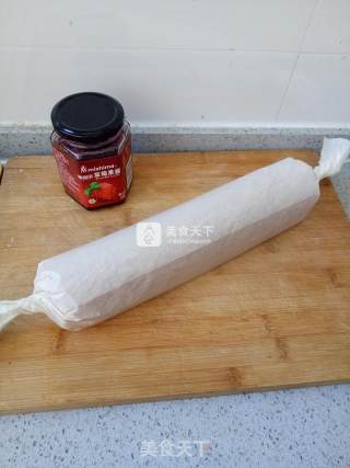 Strawberry Jam Roll Cake recipe