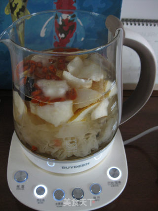 White Fungus, Sydney and Ebony Plum Soup recipe