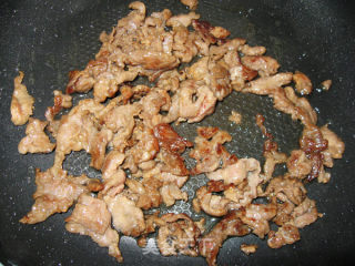 Stir-fried Beef with Three Peppers recipe