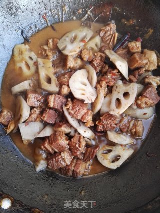 Stewed Beef Brisket with Fresh Lotus Root recipe