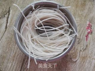 #trust之美#black Fungus Sliced Pork Vermicelli Pot recipe