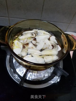 Matsutake Mushroom Beef Soup recipe