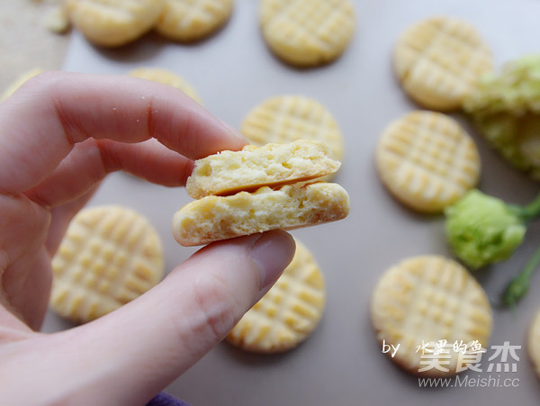 Egg Yolk Puff Biscuits recipe