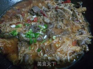 Spicy Beef with Golden Needle recipe