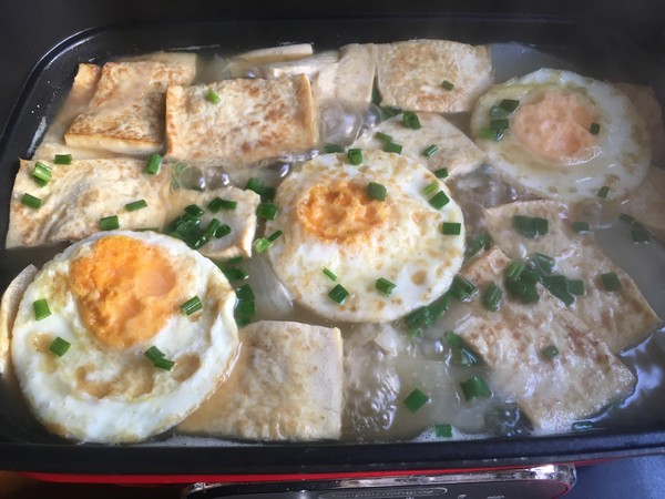 Tofu Stewed with Radish and Egg recipe