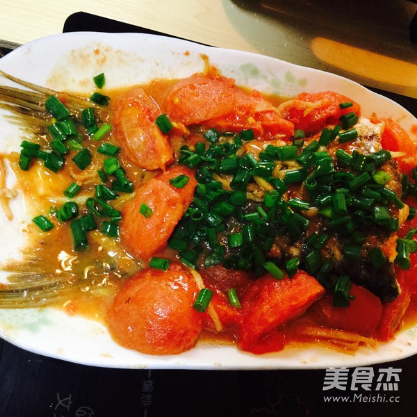 Braised Fish Tail with Tomato recipe