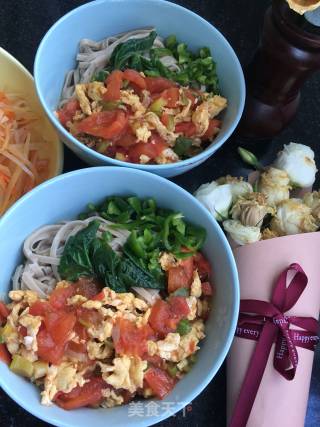 Tomato Scrambled Egg Lo Mein recipe