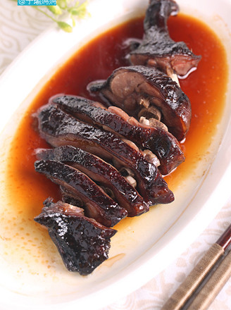 Duck Legs in Sauce recipe