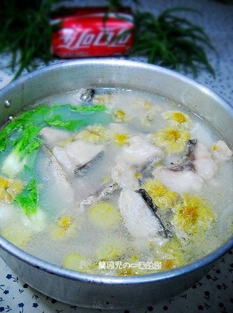 Chrysanthemum Fish Fillet Hot Pot recipe