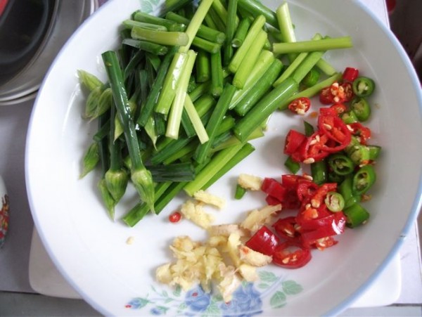 Stir-fried Pork with Leek recipe