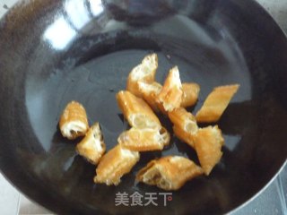 Fried Loofah with Fried Dough Sticks recipe