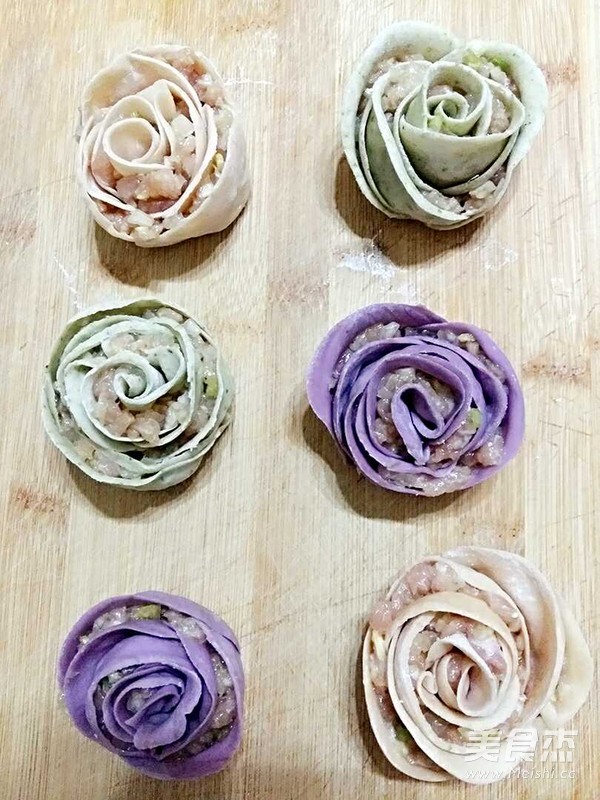 Rose Flower Steamed Dumplings recipe