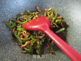 Stir-fried Chili with Shredded Pork recipe
