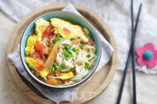 Tomato and Egg Noodles recipe