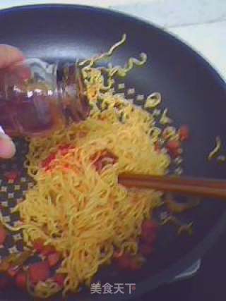 Instant Noodles with Kimchi Sauce recipe
