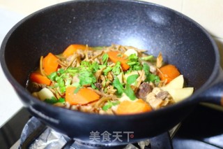 Chicken Drumsticks, Stewed Yam, Carrots and Dried Bamboo Shoots recipe