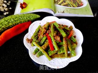 Bitter Gourd Strips with Minced Meat recipe