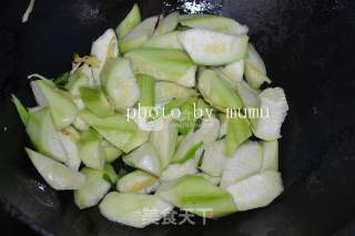 Loofah Clam Soup recipe