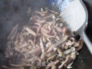 Stir-fried Chicken Mushroom recipe