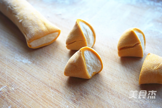 There are More Than Goldfish Steamed Dumplings recipe