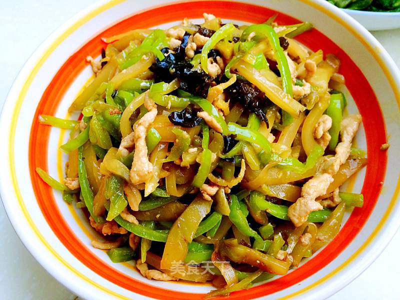 Stir-fried Shredded Pork with Green Pepper and Mustard