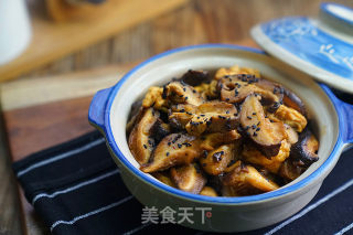 Fried Mushrooms with Eggs recipe