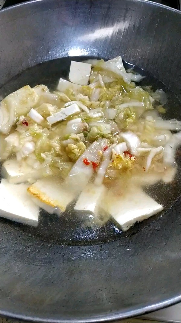 Quick Spicy Cabbage Tofu Soup recipe