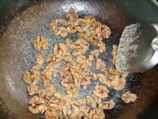 Hanging Frosted Walnuts recipe