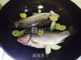 Milky White Crucian Fish Tofu Soup recipe