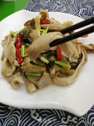 Fried Pork Belly with Sauerkraut recipe