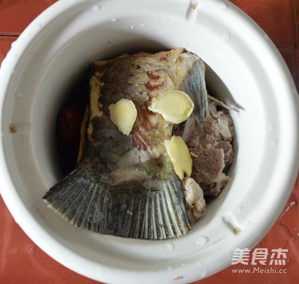 Black Bean Claypot Carp Tail recipe