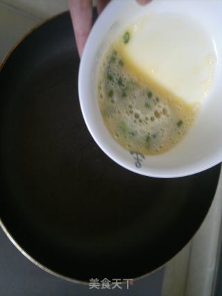 Scrambled Egg Shreds with Choi Vegetable Cheese recipe