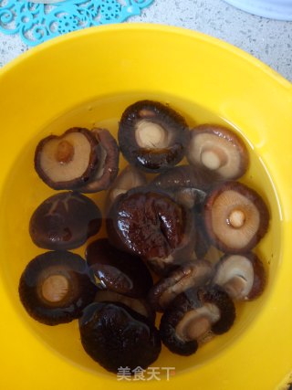 Braised Pork with Mushrooms recipe