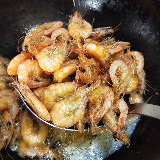 Crispy Small River Prawns recipe