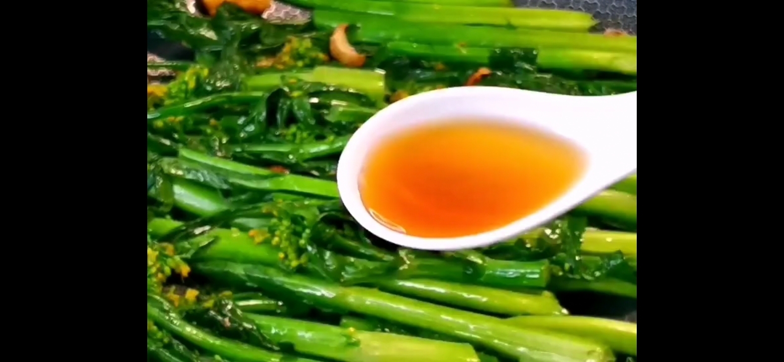 Vegetarian Stir-fried Rape Blossoms recipe