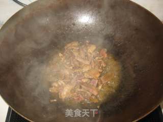 Stir-fried Pork with Fresh Mushrooms recipe