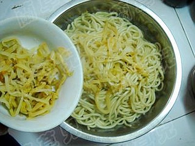 Korean Spicy Cabbage Noodles recipe