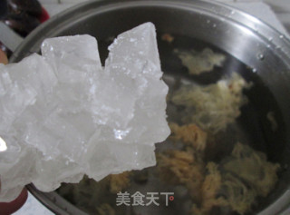 White Fungus, Water Chestnut and Sydney Soup recipe