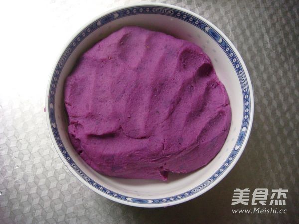 Purple Sweet Potato Snowy Mooncake recipe