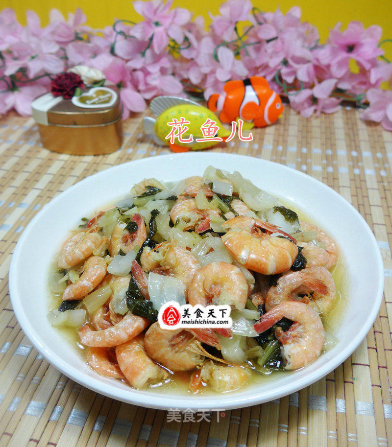 Fried Sea Prawns with Pickled Cabbage recipe